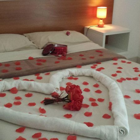 Suites Porto Caravelas กาโบฟรีโอ ภายนอก รูปภาพ